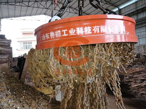 【注意】鲁磁科技起重电磁铁在施工时的注意事项 【注意】鲁磁科技起重电磁铁在施工时的注意事项