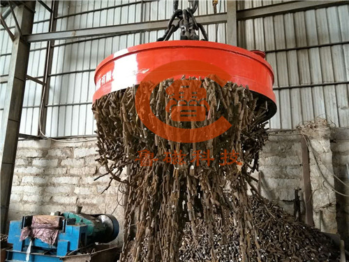 鲁磁废钢起重电磁铁为社会发展添转加瓦